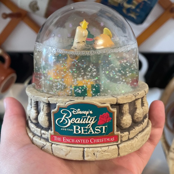 Vintage Disney Beauty and the Beast Snow Globe - Picture 1 of 3